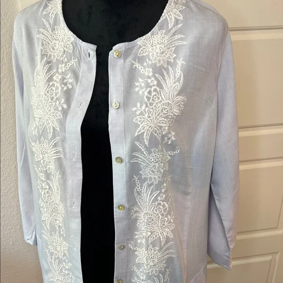 J.Jill Blue and White Embroidered Dress Button Down Pockets Size Medium - Picture 4 of 9